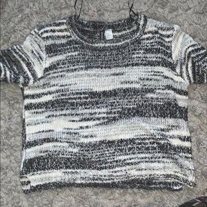 h&m black and white sweater